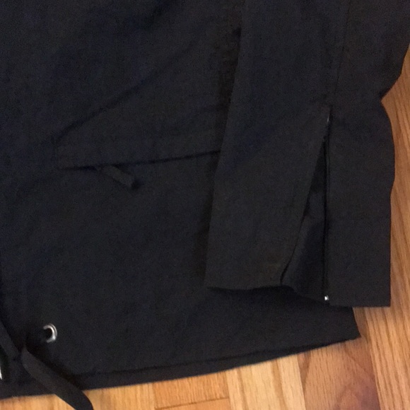 i.e. relaxed black jacket - Picture 4 of 11